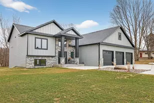 1218 Hwy Street N, Dodge Center, MN 55927 - Photo 2