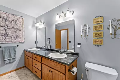 315 Roosevelt Street S #B, Cambridge, MN 55008 - Photo 14