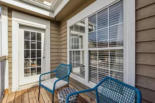 6048 Chasewood Pkwy, Minnetonka, MN 55343 - Photo 8