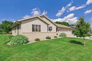 111 9th St SE, Freeport, MN 56331 - Photo 1