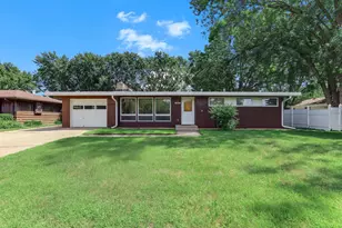 3006 Snelling Ave N, Roseville, MN 55113 - Photo 1