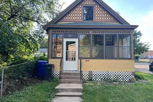 213 Ann St, Saint Paul, MN 55102 - Photo 1