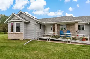 11331 Lakeview Heights Rd, Pine City, MN 55063 - Photo 6