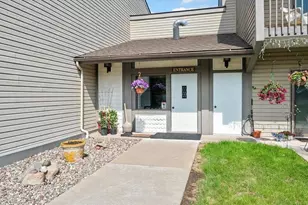 20 Village Dr, Duluth, MN 55810 - Photo 2