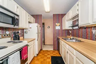 20 Village Dr, Duluth, MN 55810 - Photo 8