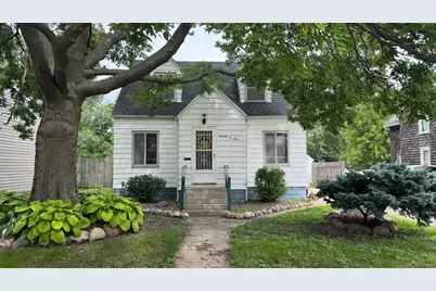 1404 9th Avenue NW, Austin, MN 55912 - Photo 1