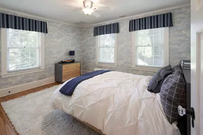 2400 W Lake Of The Isles Parkway, Minneapolis, MN 55405 - Photo 36