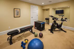 2400 W Lake of the Isles Pkwy, Minneapolis, MN 55405 - Photo 48