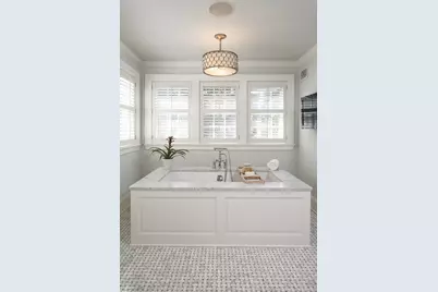 2400 W Lake Of The Isles Parkway, Minneapolis, MN 55405 - Photo 32