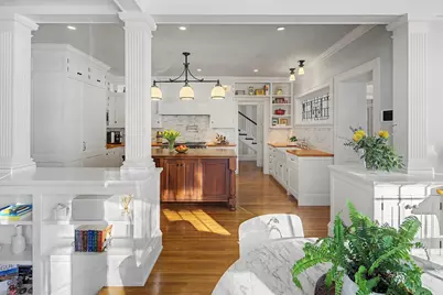 2400 W Lake Of The Isles Parkway, Minneapolis, MN 55405 - Photo 12