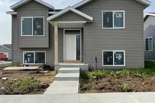 6022 Town Square Pl NW, Rochester, MN 55901 - Photo 1