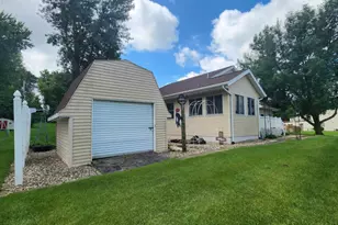 1626 Keystone Dr, Albert Lea, MN 56007 - Photo 4