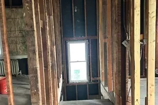 905 Queen Ave N, Minneapolis, MN 55411 - Photo 2