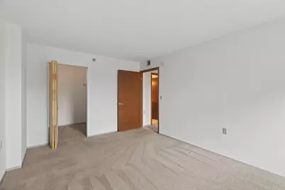 6615 Lake Shore Drive S #302, Richfield, MN 55423 - Photo 14