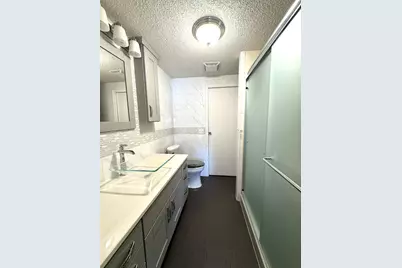 517 Locust Avenue, Marshall, MN 56258 - Photo 18