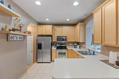 7509 Parkridge Way, Savage, MN 55378 - Photo 10