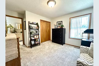1015 Pershing Boulevard, Worthington, MN 56187 - Photo 26