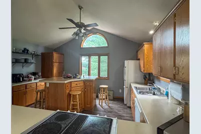 1006 11th Street SW, Little Falls, MN 56345 - Photo 8