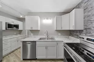 501 Seabury Ln, Faribault, MN 55021 - Photo 10