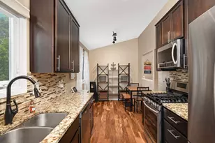 7321 Woodstock Curv, Bloomington, MN 55438 - Photo 14