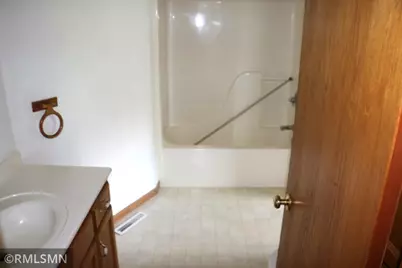 622 S 10th Street S, Sartell, MN 56377 - Photo 14