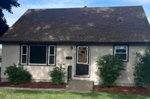 935 Sommerville St S, Shakopee, MN 55379 - Photo 1