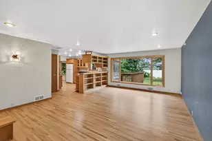 3672 Rustic Pl, Shoreview, MN 55126 - Photo 2