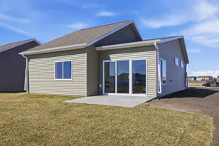 6270 21st St S, Fargo, ND 58104 - Photo 22