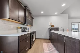 6270 21st St S, Fargo, ND 58104 - Photo 12