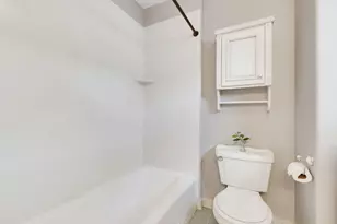 10610 Humboldt Ave S, Bloomington, MN 55431 - Photo 28