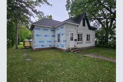 111 Markley Avenue S, Thief River Falls, MN 56701 - Photo 2