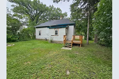 111 Markley Avenue S, Thief River Falls, MN 56701 - Photo 4