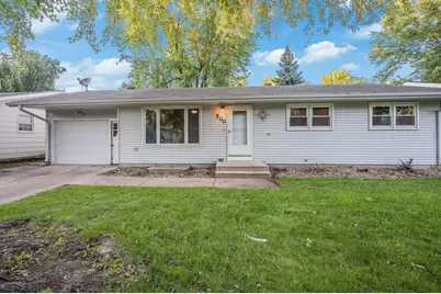 500 W Thomas Avenue, Marshall, MN 56258 - Photo 1