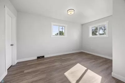 211 Np Avenue W, Ulen, MN 56585 - Photo 14