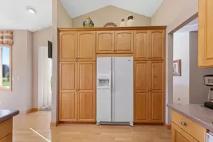 1031 Cherry St, Owatonna, MN 55060 - Photo 36