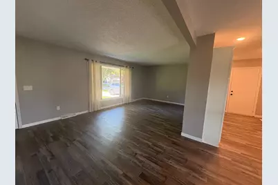 907 10th Street S, Benson, MN 56215 - Photo 8