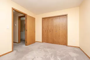 1279 Taylor St, Shakopee, MN 55379 - Photo 14