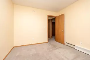 1279 Taylor St, Shakopee, MN 55379 - Photo 16