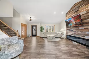 120 Callaway Ct, Mankato, MN 56001 - Photo 14