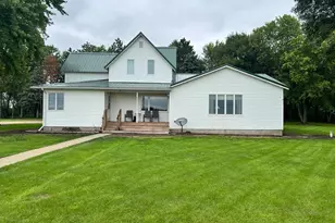 1669 211th Ave, Madison, MN 56256 - Photo 2