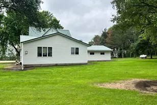 1669 211th Ave, Madison, MN 56256 - Photo 8