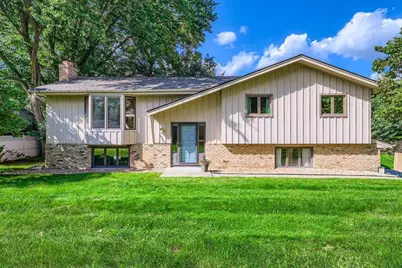 1052 Oak Circle, Medina, MN 55391 - Photo 1