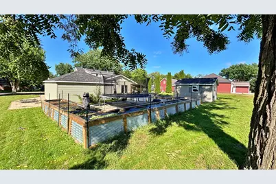 611 W Lincoln Street, Springfield, MN 56087 - Photo 14