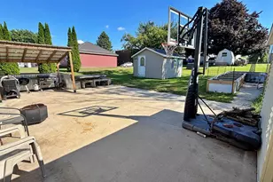 611 W Lincoln St, Springfield, MN 56087 - Photo 6