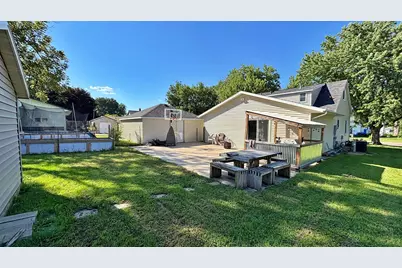 611 W Lincoln Street, Springfield, MN 56087 - Photo 8