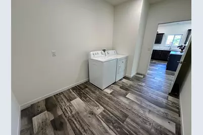 1003 8th Avenue NW, Perham, MN 56573 - Photo 6