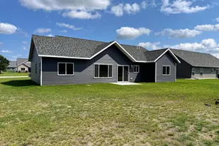 1003 8th Ave NW, Perham, MN 56573 - Photo 10