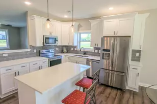 585 Cedar Dr, Lake City, MN 55041 - Photo 8