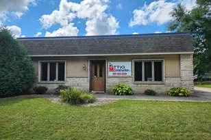 512 E 7th St, Albert Lea, MN 56007 - Photo 1