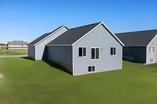 2101 Pleasant Dr, Prescott, WI 54021 - Photo 2